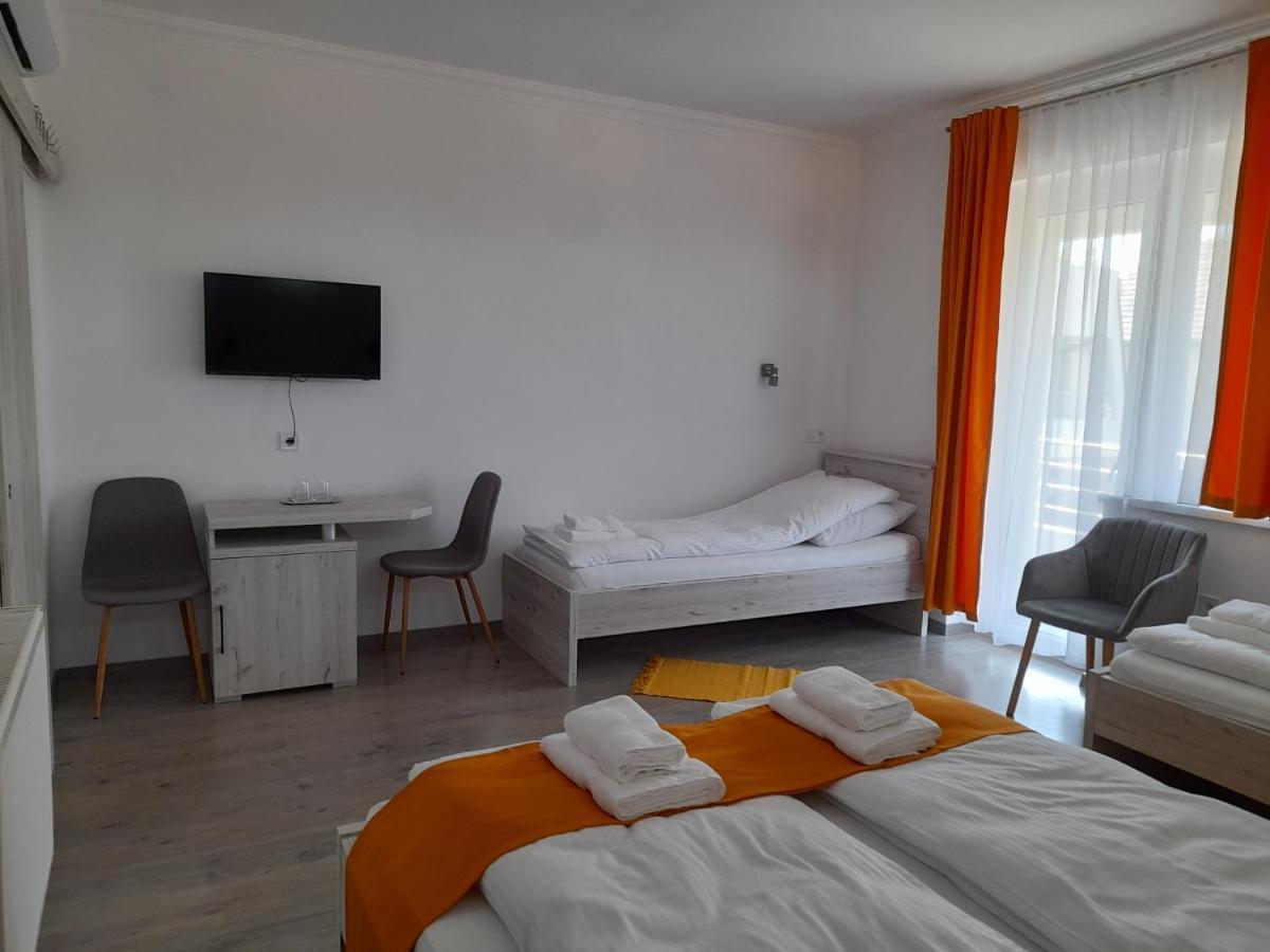 Bed and Breakfast Orion Panzio Hajdúszoboszló Zewnętrze zdjęcie